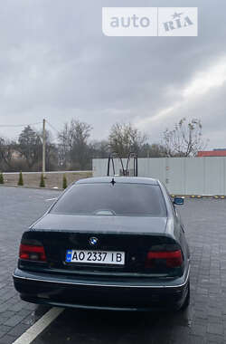 Седан BMW 5 Series 1996 в Великому Березному