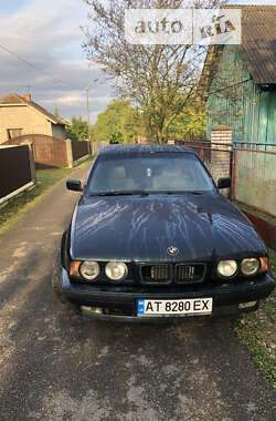 Седан BMW 5 Series 1994 в Долині