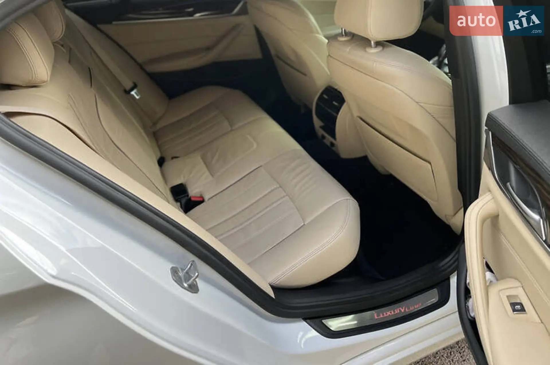 2017 BMW 5er - мініатюра 14