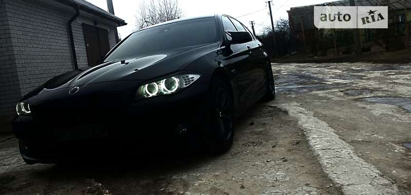 Седан BMW 5 Series 2011 в Запорожье