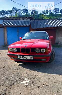 Седан BMW 5 Series 1990 в Мукачево
