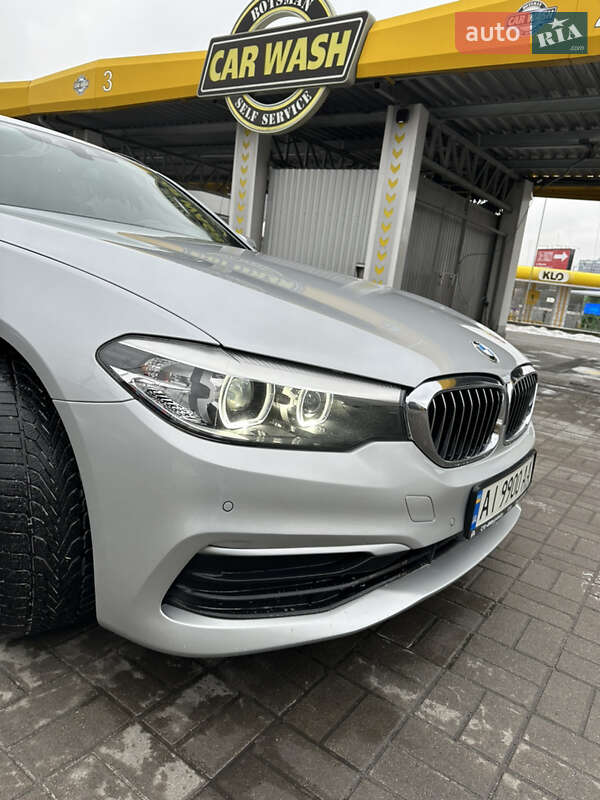 Универсал BMW 5 Series 2017 в Киеве
