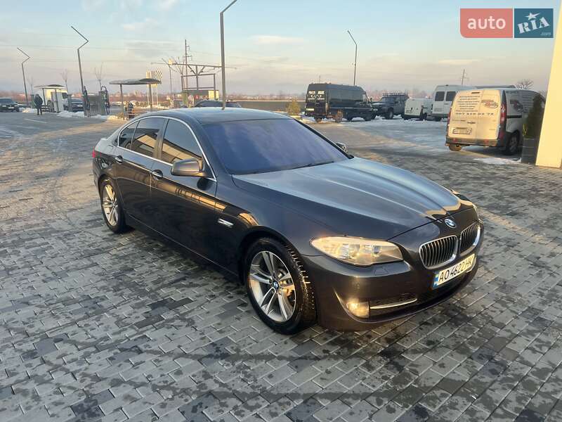 BMW 5 Series 2012