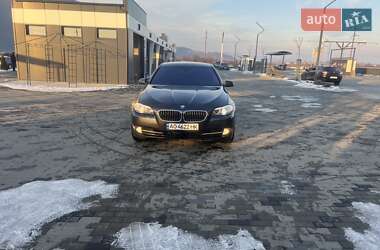 Седан BMW 5 Series 2012 в Хусте