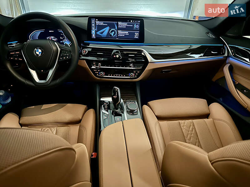 Седан BMW 5 Series 2022 в Запорожье
