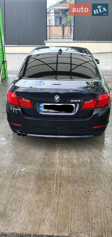 Седан BMW 5 Series 2012 в Хмельницькому