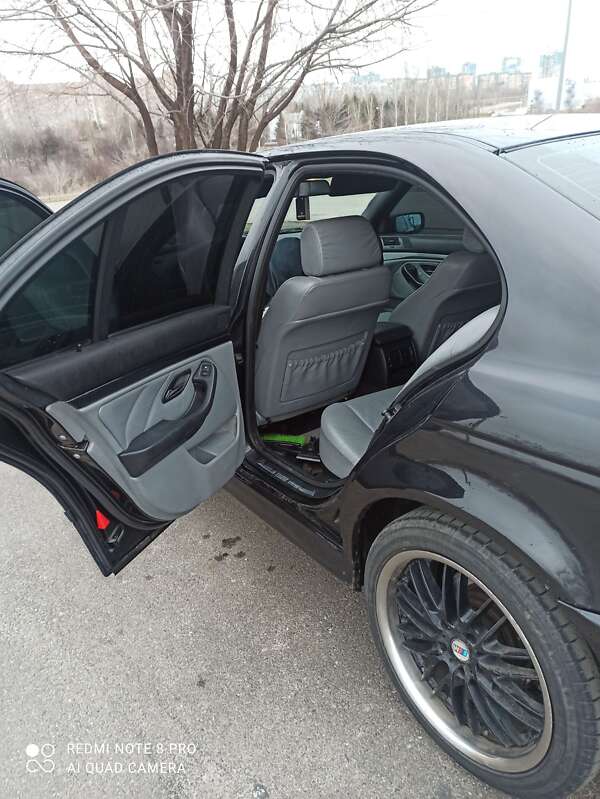 Седан BMW 5 Series 1998 в Кривому Розі