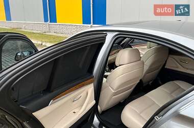 Седан BMW 5 Series 2011 в Сарнах