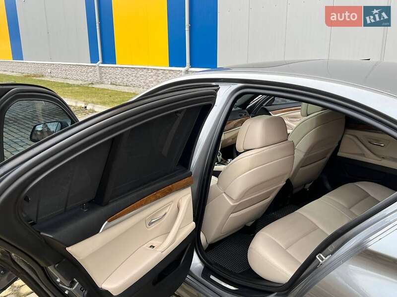 Седан BMW 5 Series 2011 в Сарнах
