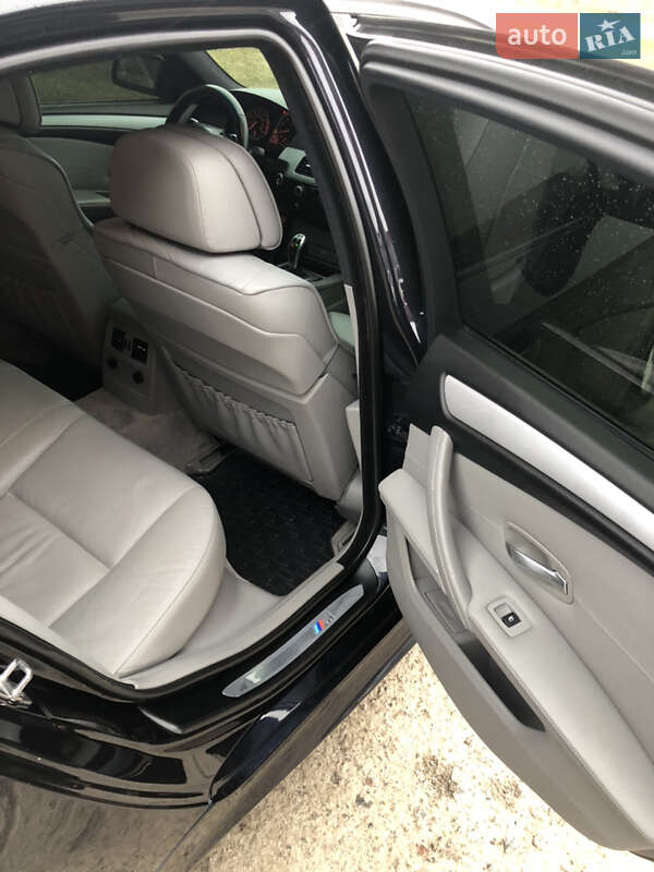 Седан BMW 5 Series 2009 в Харкові