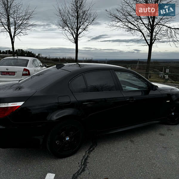 Седан BMW 5 Series 2008 в Кременці