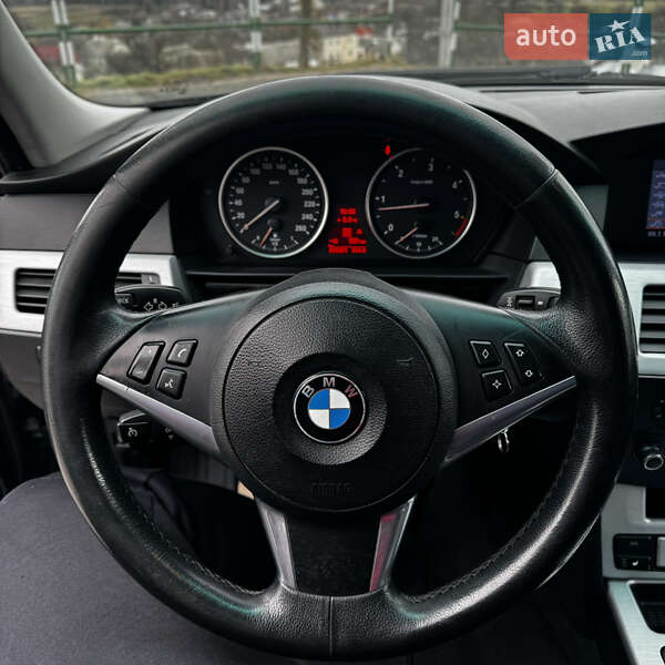 Седан BMW 5 Series 2008 в Кременці