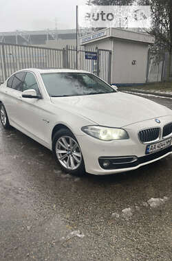 Седан BMW 5 Series 2016 в Дніпрі