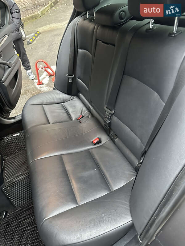 Седан BMW 5 Series 2012 в Киеве