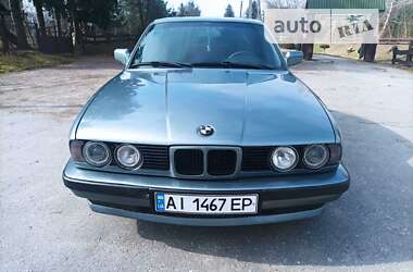 Седан BMW 5 Series 1989 в Ставищі