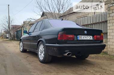 Седан BMW 5 Series 1990 в Вознесенську