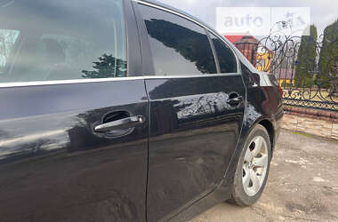 Седан BMW 5 Series 2006 в Березному