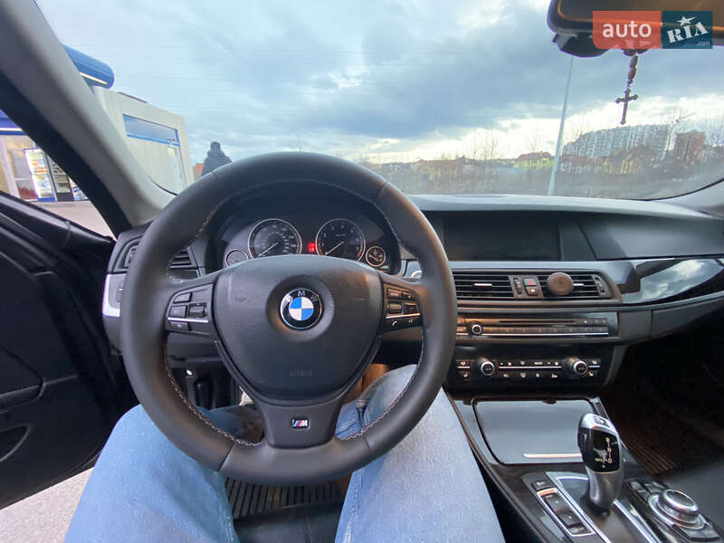 Седан BMW 5 Series 2012 в Трускавці