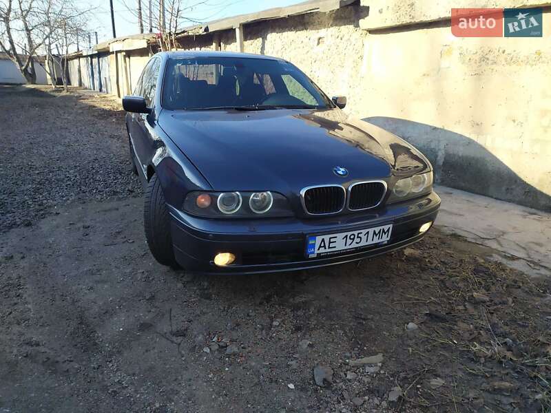 BMW 5 Series 2003