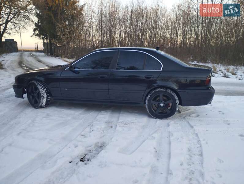 Седан BMW 5 Series 2001 в Кодыме