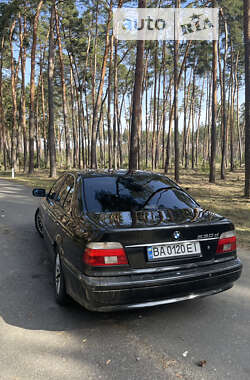 Седан BMW 5 Series 2000 в Кам'янці
