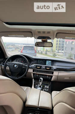 Седан BMW 5 Series 2012 в Рівному