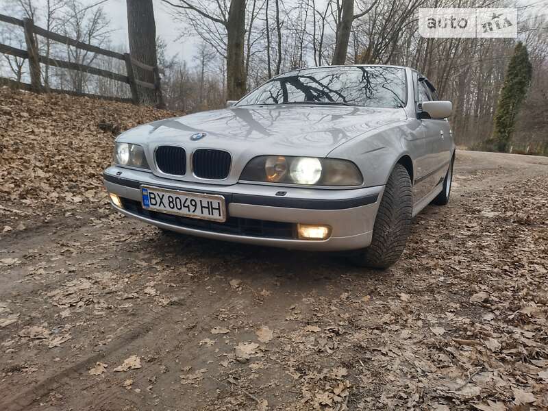 Седан BMW 5 Series 2000 в Новій Ушиці