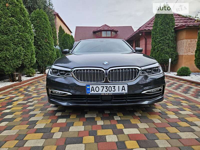 Седан BMW 5 Series 2017 в Мукачевому