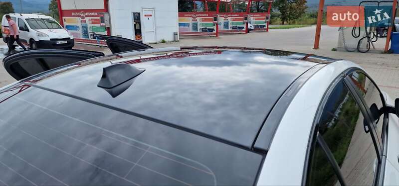 Седан BMW 5 Series 2016 в Тячеві