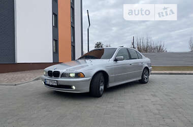 Седан BMW 5 Series 2002 в Василькове