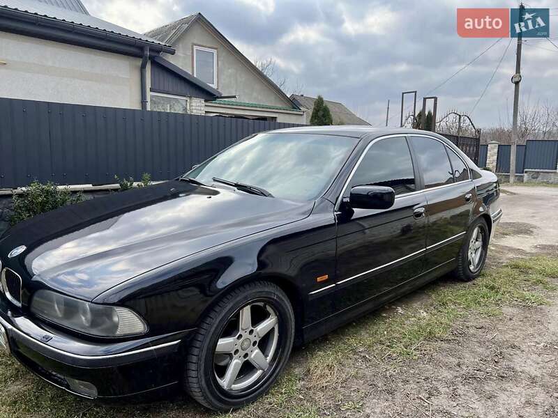Седан BMW 5 Series 2000 в Тетиеве