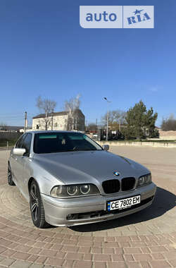 Седан BMW 5 Series 2001 в Черновцах