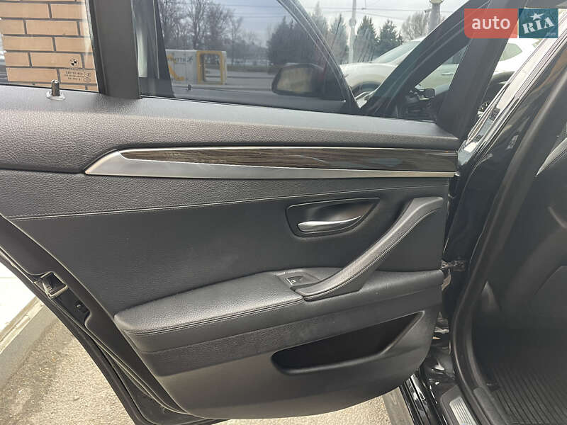 Седан BMW 5 Series 2014 в Днепре