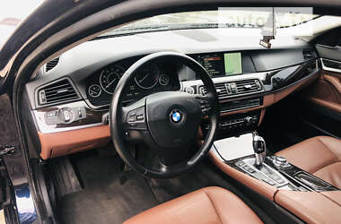 Седан BMW 5 Series 2012 в Кам'янському