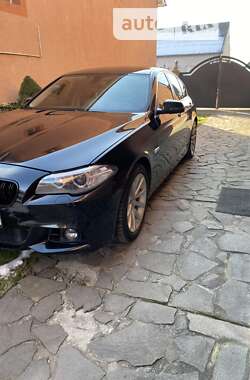 Седан BMW 5 Series 2014 в Хусте