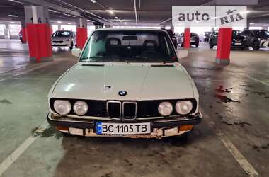 Седан BMW 5 Series 1987 в Львове