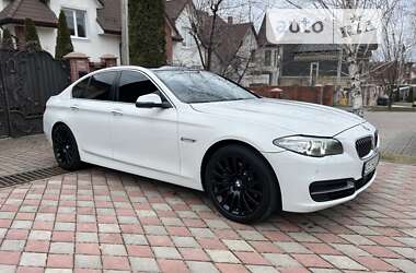 Седан BMW 5 Series 2014 в Черновцах