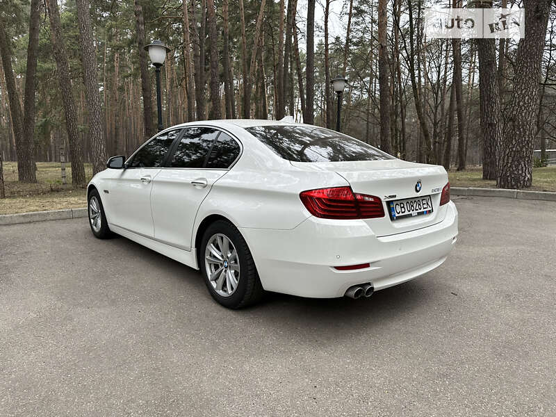 Седан BMW 5 Series 2014 в Чернигове