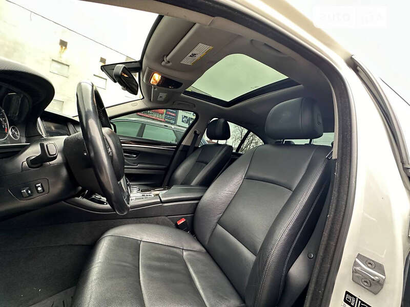 Седан BMW 5 Series 2014 в Чернигове