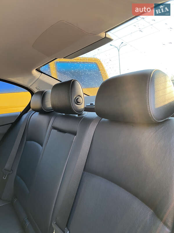 Седан BMW 5 Series 2012 в Киеве фото 16 Седан BMW 5 Series 2012 в Киеве