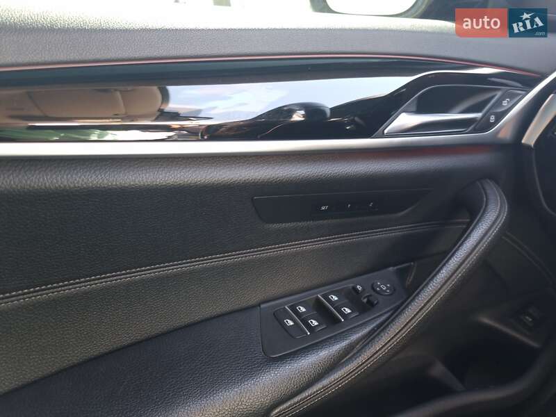 Седан BMW 5 Series 2017 в Виноградові фото 11 Седан BMW 5 Series 2017 в Виноградові