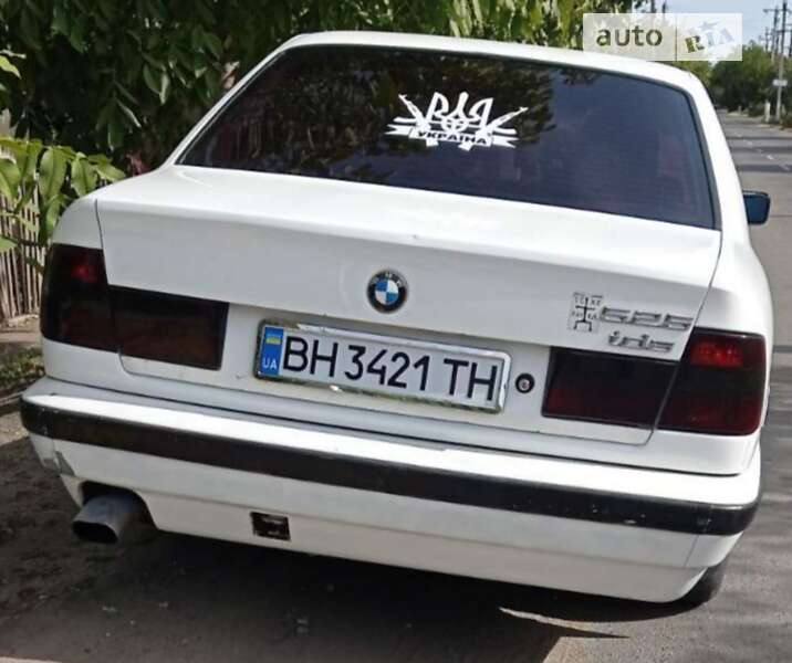 Седан BMW 5 Series 1994 в Подольске