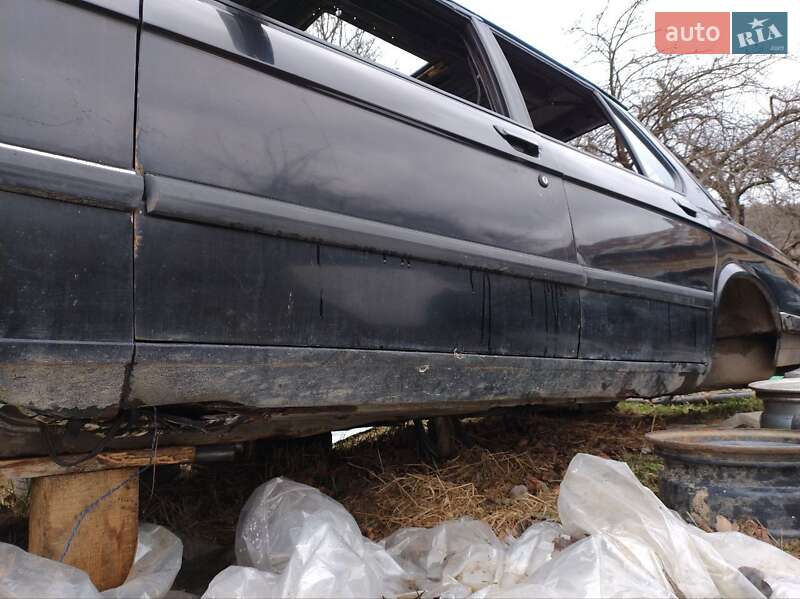 Седан BMW 5 Series 1987 в Богородчанах