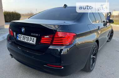 Седан BMW 5 Series 2014 в Дніпрі