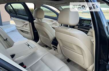 Седан BMW 5 Series 2014 в Дніпрі