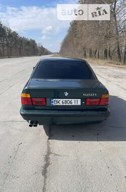 Седан BMW 5 Series 1991 в Корце