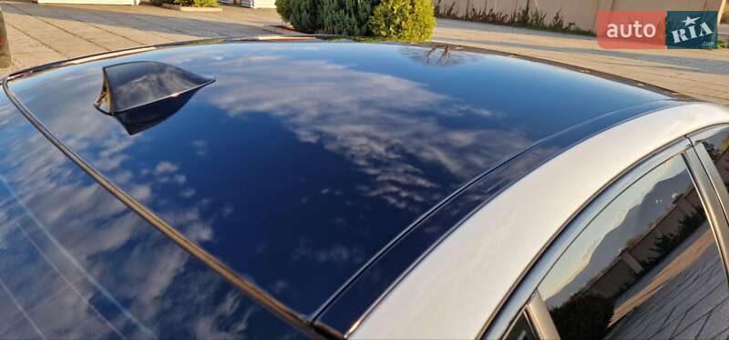 Седан BMW 5 Series 2016 в Тячеві