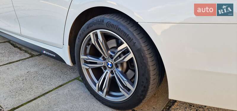 Седан BMW 5 Series 2016 в Тячеві