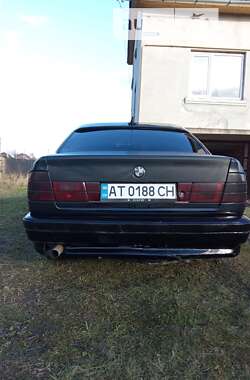 Седан BMW 5 Series 1989 в Калуше