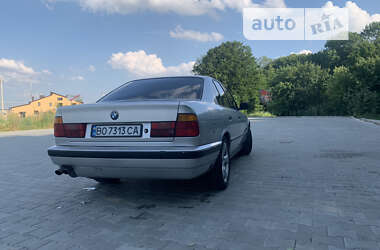 Седан BMW 5 Series 1993 в Копычинце